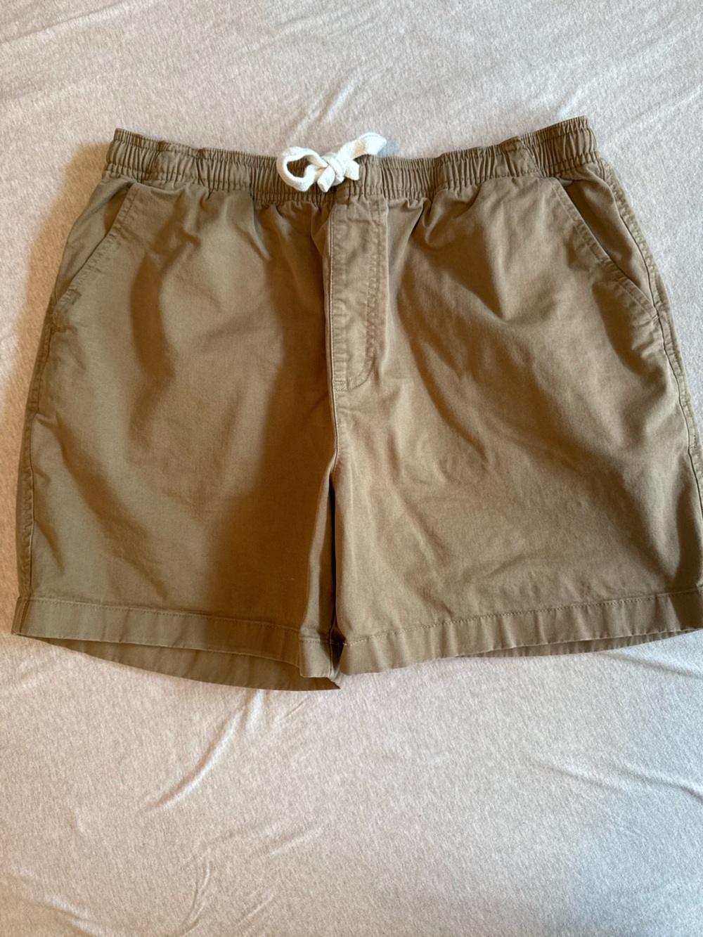chubbies 5.5” Khaki Drawstring Shorts Size L